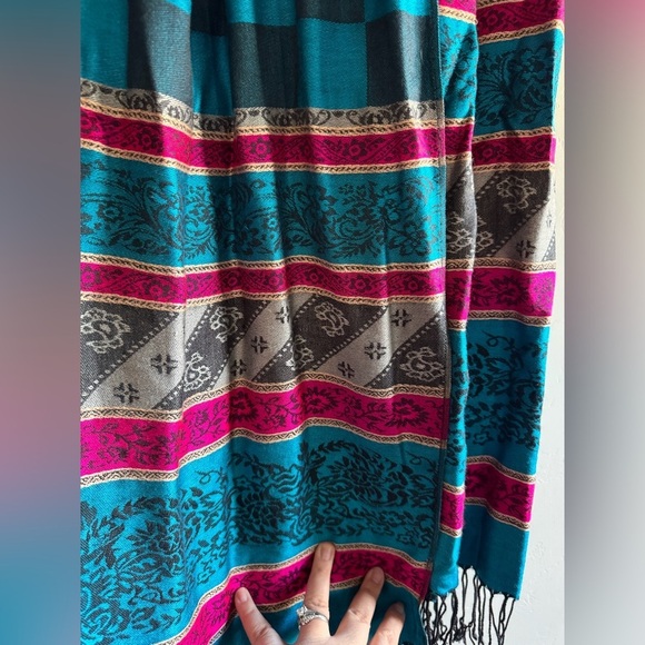 Blue and pink Shawl Scarf - Picture 6 of 6
